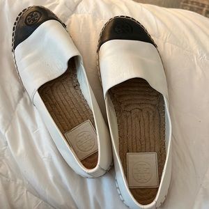 Black & White Tory Burch Espadrilles/Flats size 7 (OBO)
